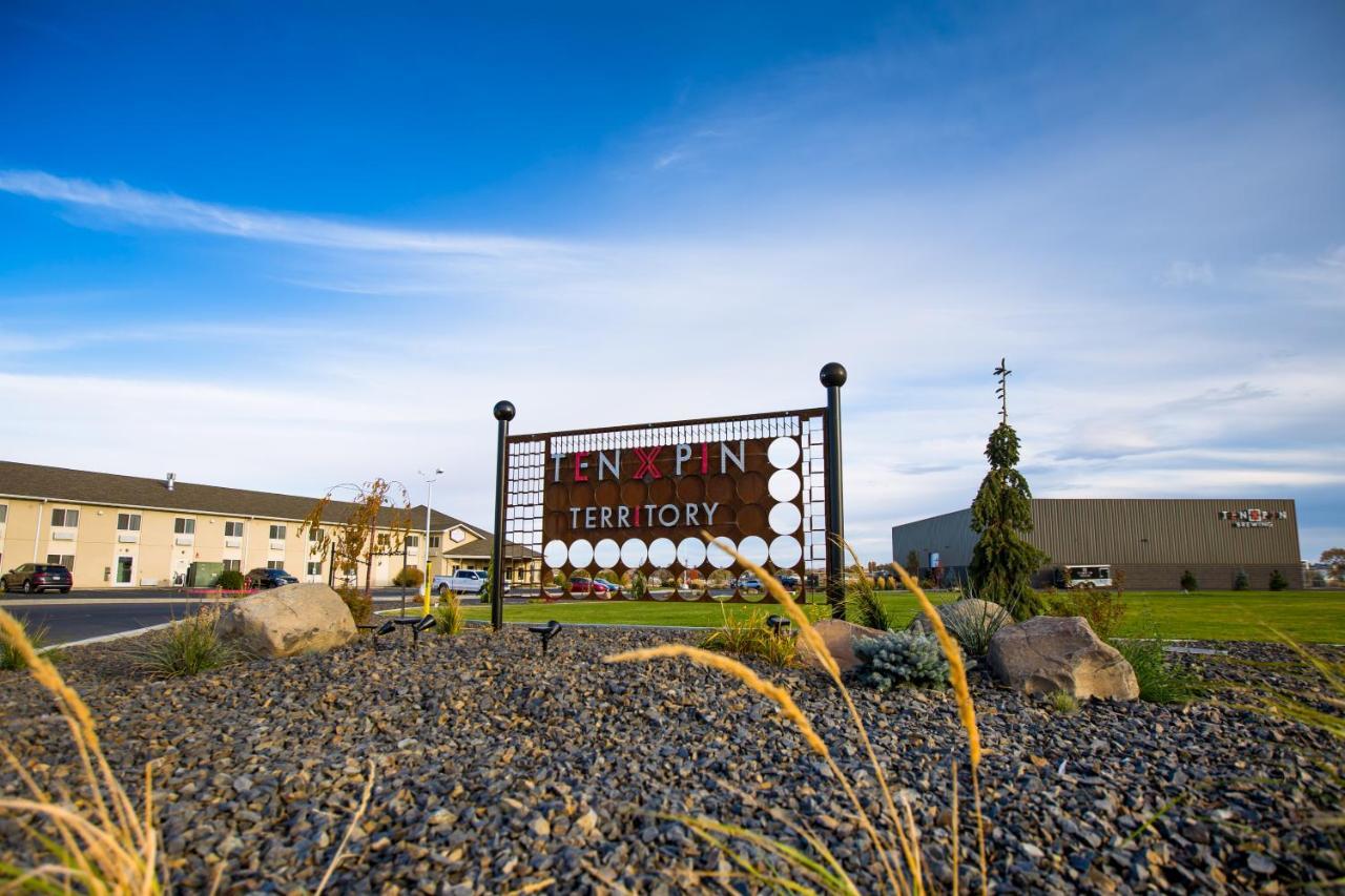 Ten Pin Inn & Suites Moses Lake Exterior photo